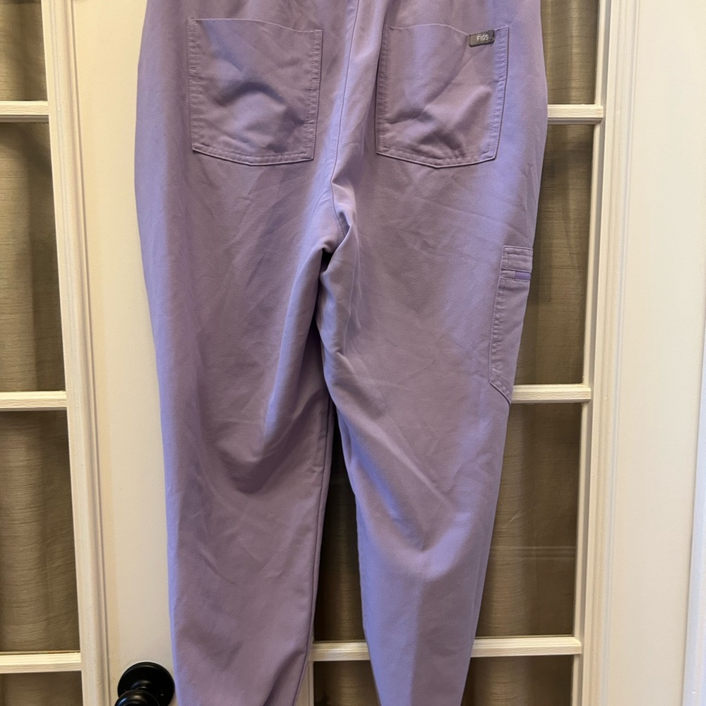 Figs Technical Collection Pants in HTF Light Purple Size Large Petite EUC - Picture 3 of 4